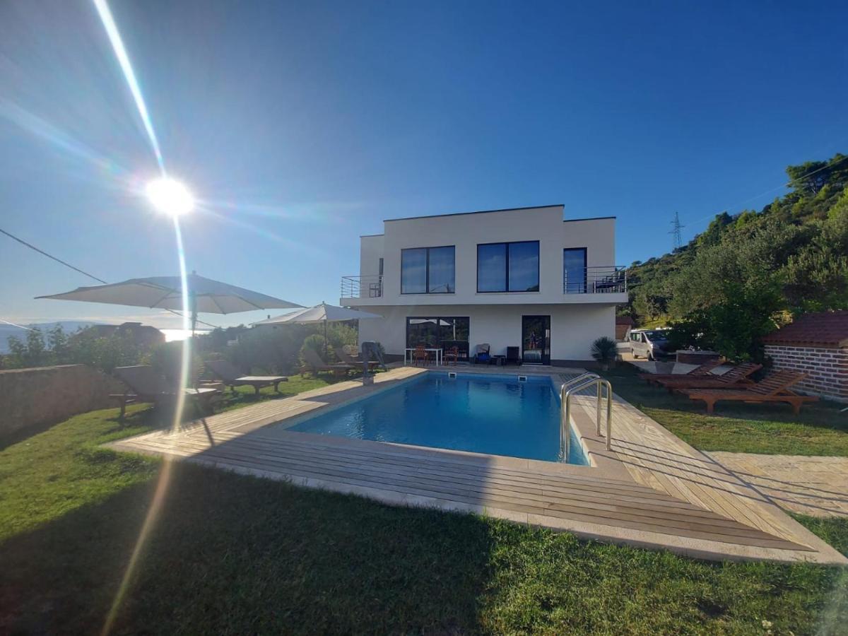 Villa Joy 4Ever Banjol Exterior photo