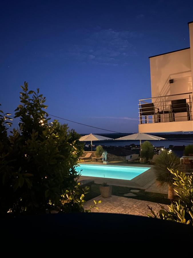 Villa Joy 4Ever Banjol Exterior photo
